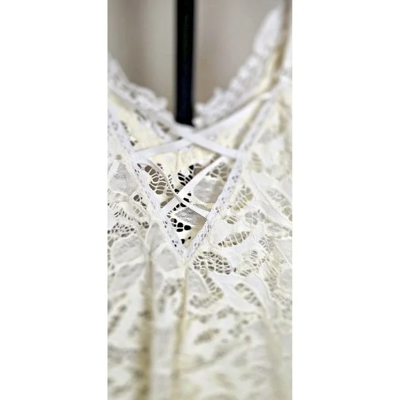 In Bloom By Jonquil Women's M Ivory Lace Sheer Chemise Criss Cross Back Bridal - Picture 12 of 15